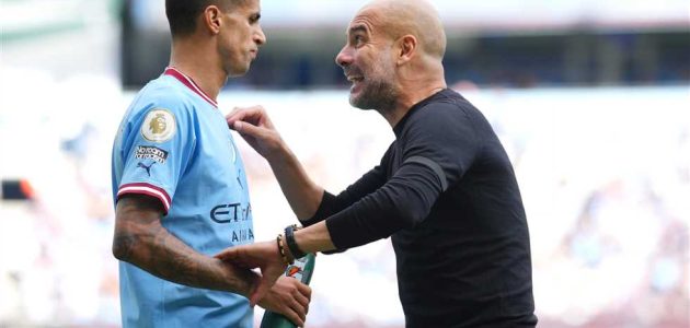 ديلي ميل: “خلاف كبير”.. الكشف عن سبب رحيل كانسيلو عن مانشستر سيتي