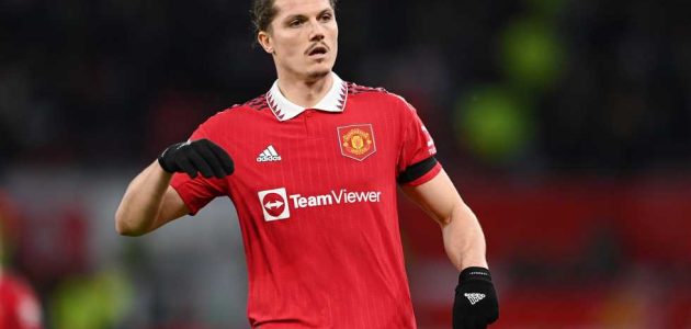 تشكيل مانشستر يونايتد – سابيتزر أساسي لأول مرة.. وجارناتشو يبدأ ضد ليدز